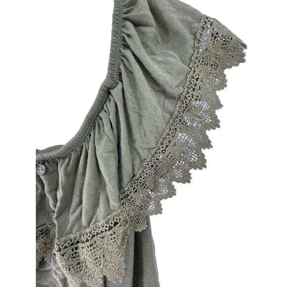 No Boundaries Green Off-The-Shoulder Lace Faux Button Blouse Junior's XL 15-17 - Picture 4 of 6